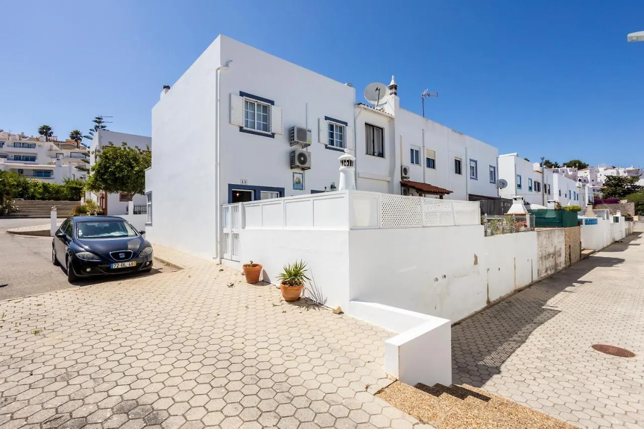 Newly Renovated 2 Bedroom Townhouse - Close To Salema Beach 0*,